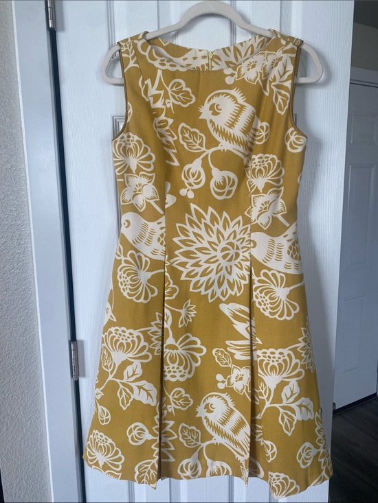 CUSTOM Dresses & Skirts - CUSTOM 1950 Yellow Floral Fit & Flare Dress with Satin Slip & Hidden Pockets SzM
